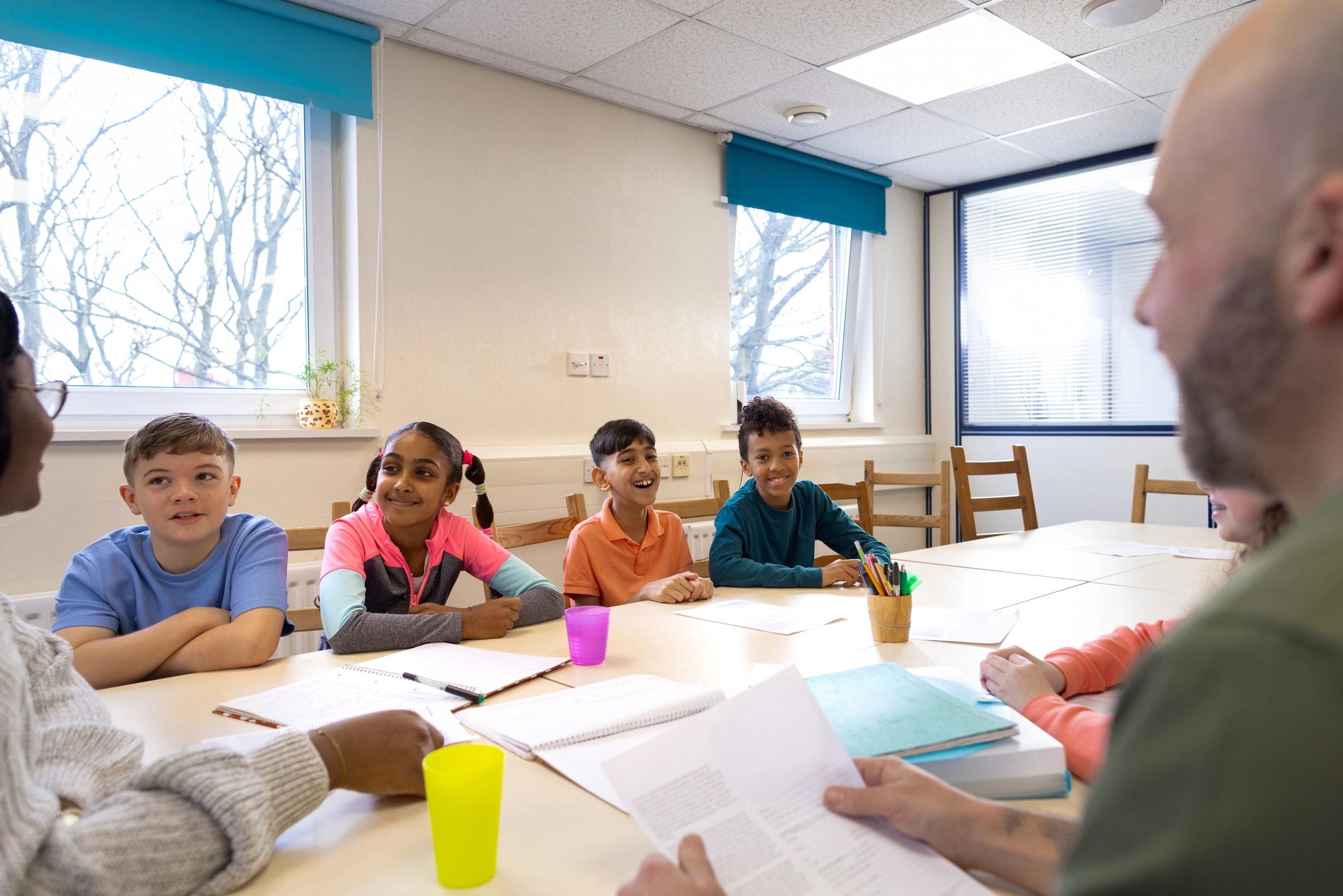 Children participating in a supportive counselling session